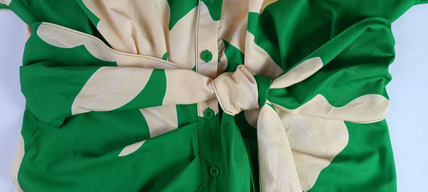Robe-chemisier à taille haute, manches courtes et imprimé à revers pour femme